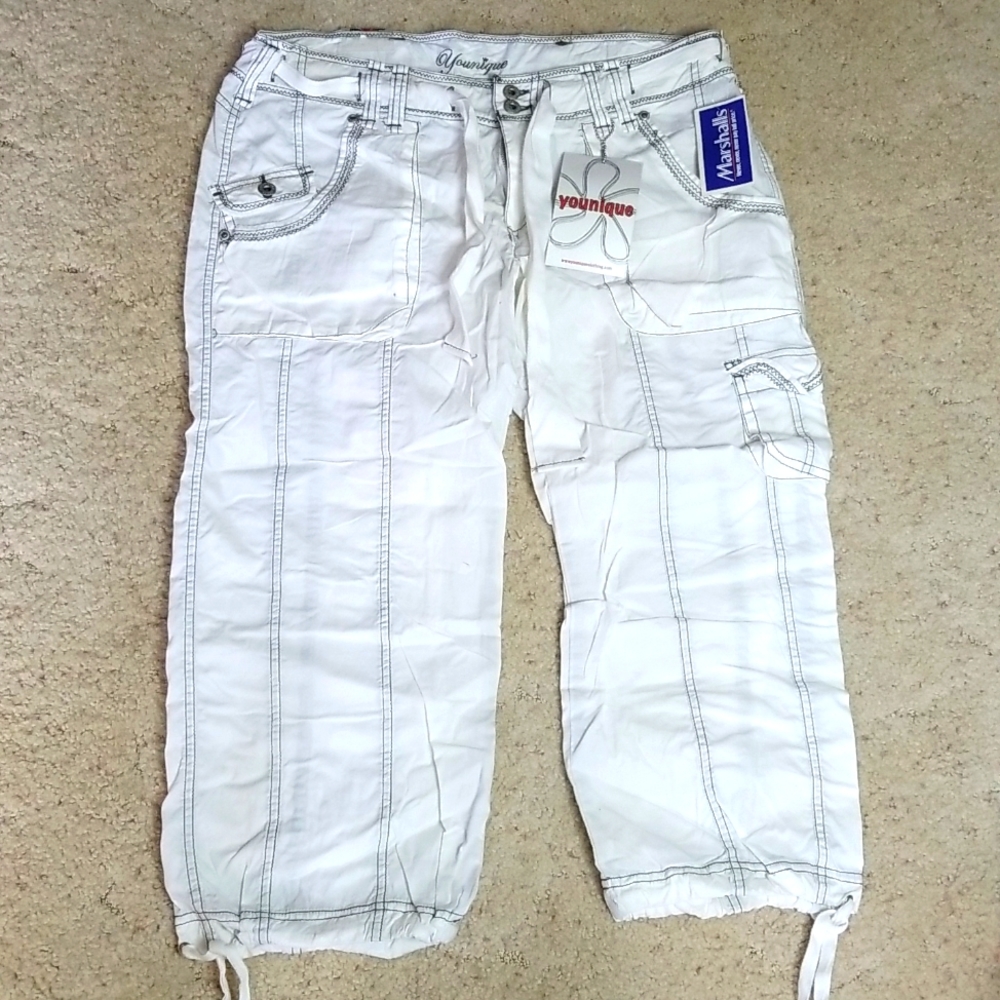 Womens/juniors capris